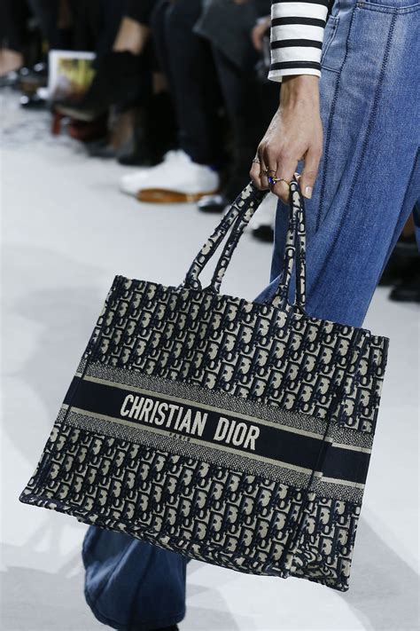 dior bag ss18